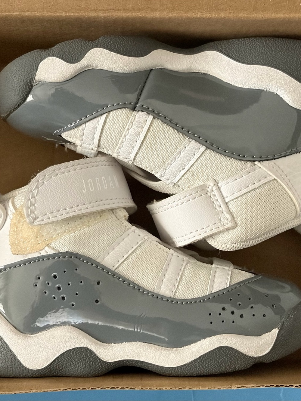Jordan 6 Rings "White/Cool Grey" size 5c